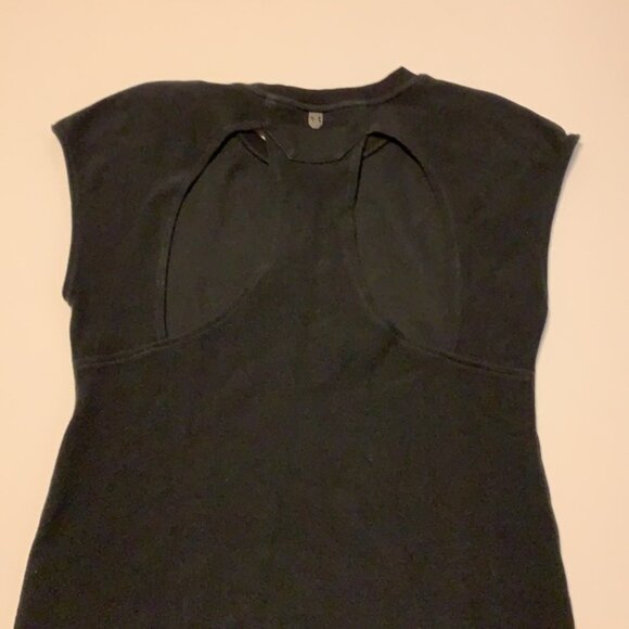 Under Armour Black Sleeveless Tunic - Women’s Size Large - Picture 4 of 7